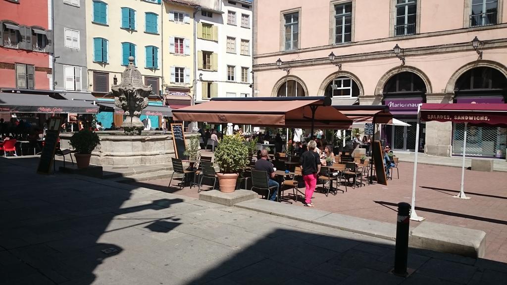 Espace Grenouillit Le Puy En Velay Екстер'єр фото